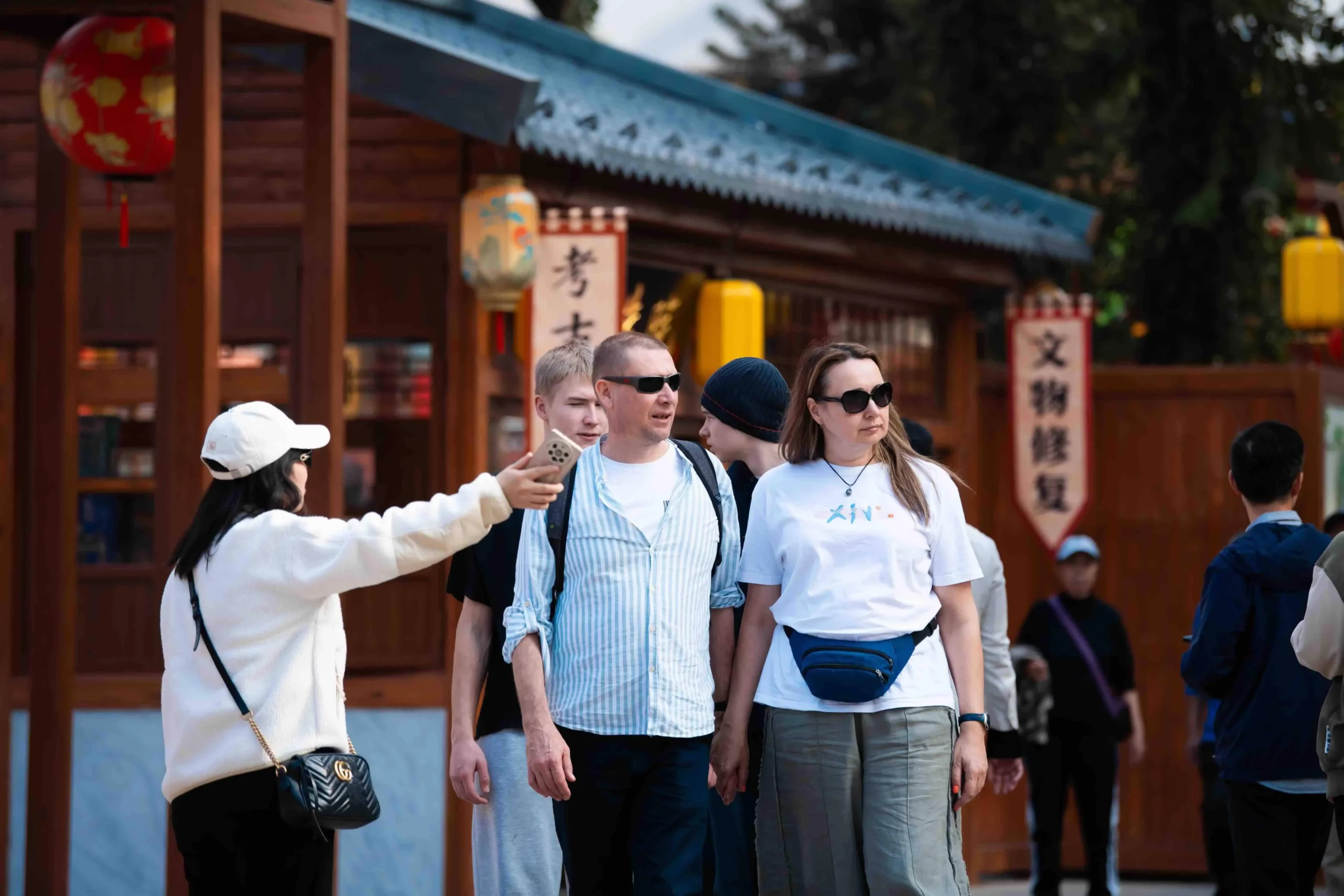 fb2a15fbd8f148e3a63a18bd2579c9cc